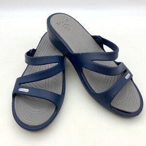 Navy Crocs sandals- size W9- narrower fit pls read
